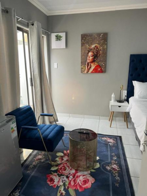 WILLOW GUEST HOUSE